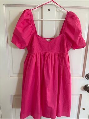 Pink Puff-Sleeve Women’s Dress
